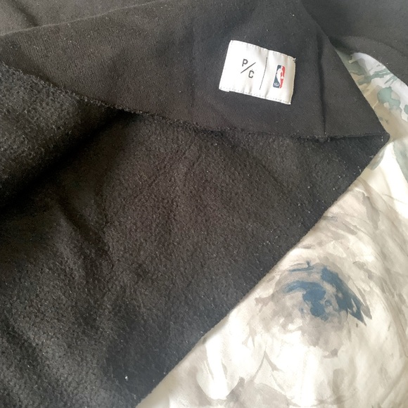 Golden State Warriors Crop Hoodie - Picture 7 of 7